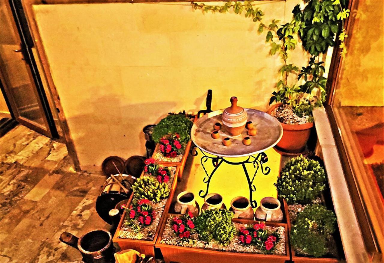 נבשהיר Larissa Cave Hotel מראה חיצוני תמונה